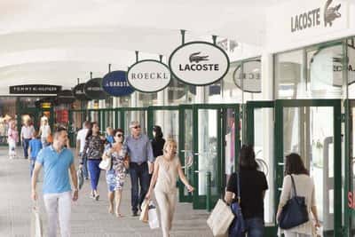 Трансфер в аутлет Парндорф, с ожиданием