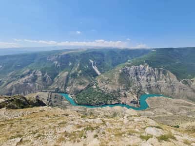 Каньон и дюны: едем на Сулакский каньон и к бархану Сарыкум