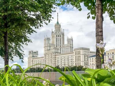 Сталинские высотки - символ советской эпохи