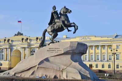 Санкт-Петербург: город, который покоряет сердца