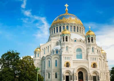 Львы стерегут Санкт-Петербург