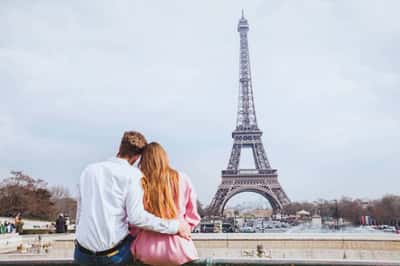 Фотосессия премиум-класса с культовым видом на Эйфелеву башню