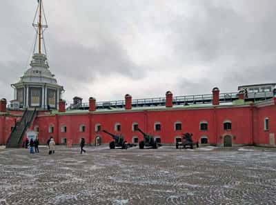 Петропавловская крепость: аудиотур и квест-экскурсия
