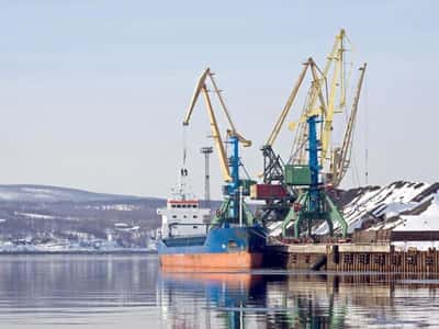 Старинный город Кола и великолепие Мурманска