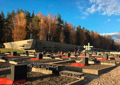 Трансфер на минивэне из Минска в «Хатынь» и обратно