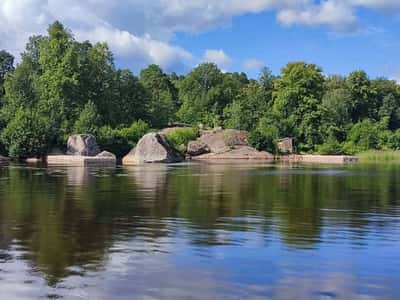 Водная прогулка вдоль парка Монрепо и по Сайменскому каналу