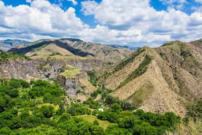 Азатское водохранилище - Гегард - Гарни - Симфония камней