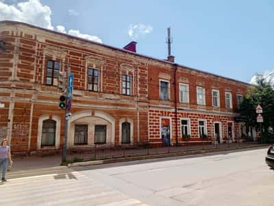 «Знакомьтесь - чаровница Калуга»: экскурсия с гидом-историком