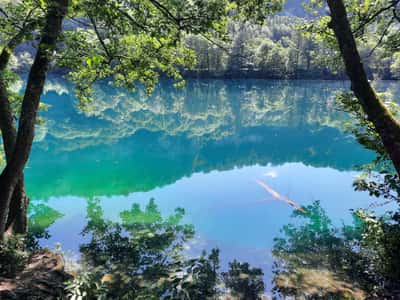 Очарование Кабардино-Балкарии. Старинные башни, озера и замок на воде