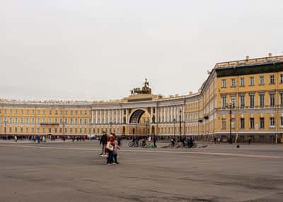 Семейные каникулы в Петербурге. Осенний экскурсионный тур на 5 дней