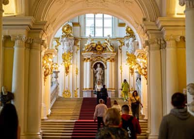 Сияние северной зимы в Санкт-Петербурге. Рождественский тур на 5 дней