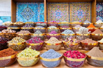 Гастрономический тур по рынку Flavors of Arabia с дегустацией и ужином