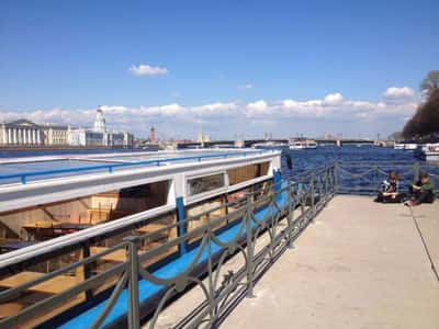 Прогулка на теплоходе: реки, каналы и мосты Санкт-Петербурга