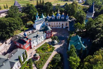 Индивидуальная экскурсия в Псково-Печерский монастырь