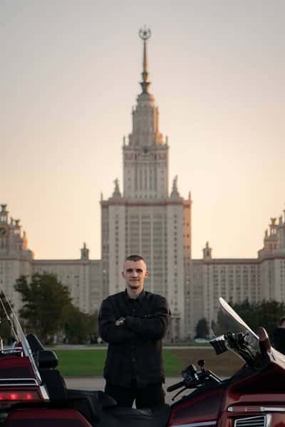Мотопрогулка по лучшим смотровым площадкам Москвы: Хроники 90-х