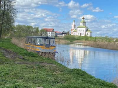 Речная прогулка в Суздале по реке Каменка