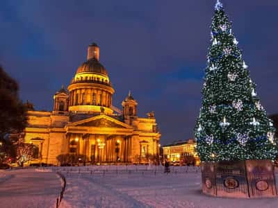 Большая новогодняя экскурсия с подарками