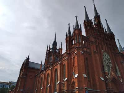 Готические храмы Москвы