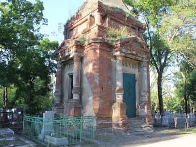 Старое мемориальное кладбище