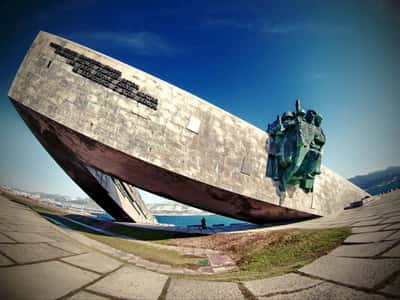 Экскурсия в Новороссийск с посещением памятника-ансамбля «Малая земля»
