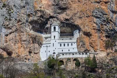 Два монастыря (Цетинский и Острог)