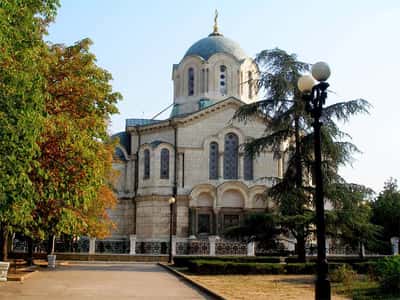 Личный гид к Вам в авто. Первое знакомство с Севастополем: трижды рождённый