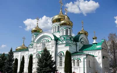 Богом хранимая обитель - Раифский монастырь