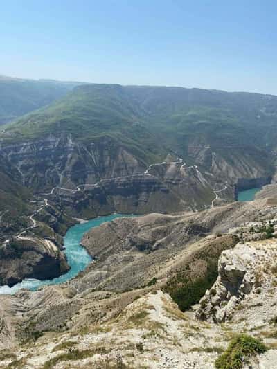 Сулакский каньон и бархан Сарыкум