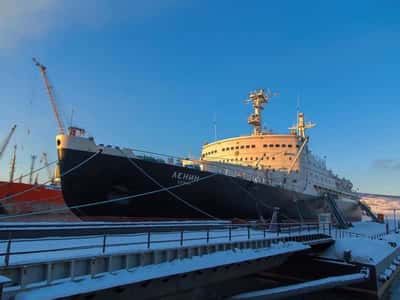 Старинный город Кола и великолепие Мурманска
