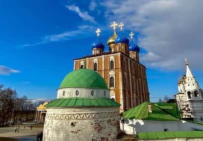 Древние храмы Рязани: экскурсия по Рязанскому кремлю и городским церквям