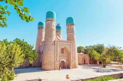 Легенды в тени минарета