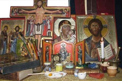 В иконописную мастерскую с настоятелем храма