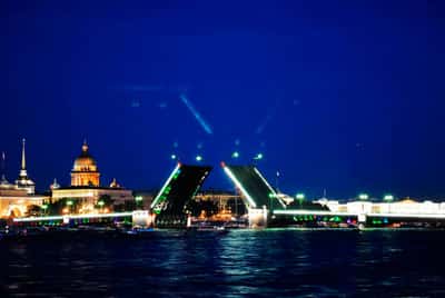 Ночной Петербург 2 в 1 - обзорная экскурсия и развод мостов на катере