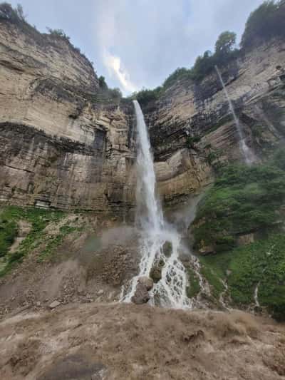 Мартвильский каньон, Водопад Окаце, Пещера Прометея