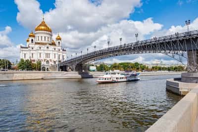 Ланч-круиз на теплоходе от Парка «Зарядье»