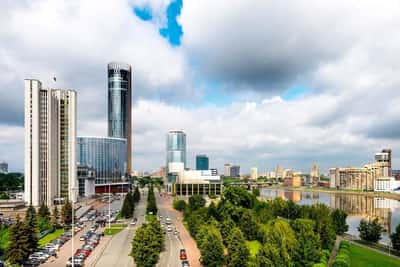 Путешествие по Екатеринбургу с посещением границы Европы и Азии