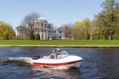 Большая прогулка по Неве и Финскому заливу на катере без капитана