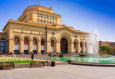 Прогулка по Еревану: знакомство с историей и культурой столицы
