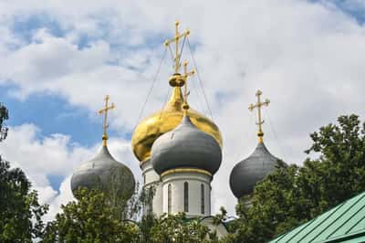 Новодевичий монастырь и Новодевичье кладбище