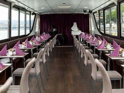 Коктейльный круиз с фортепианным шоу