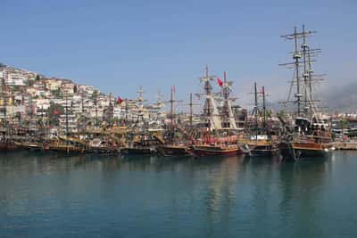 Пиратский корабль Davy Jones в Мармарисе