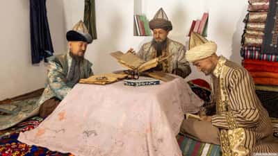 Пешком по Самарканду: Святыни, древние улочки и яркая история