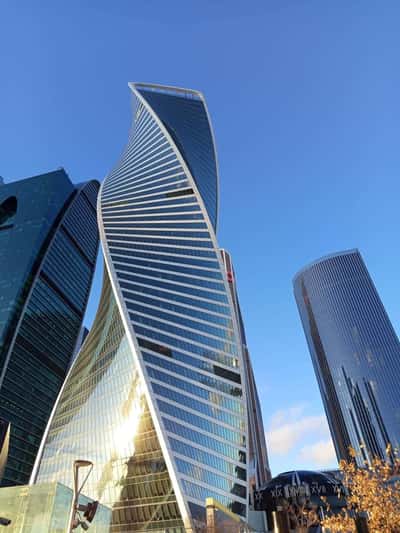К небоскрёбам Москва-Сити по реке на аквабусе + кофе на уровне облаков
