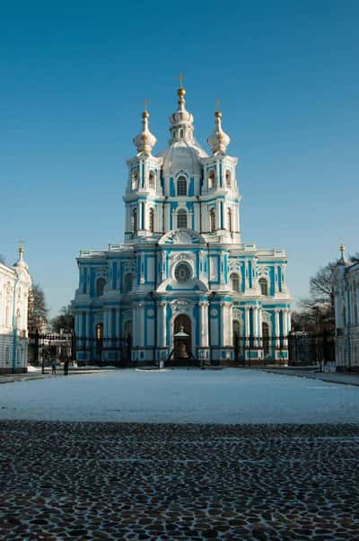 Самостоятельный тур «Такой разный Петербург: архитектура города на Неве»