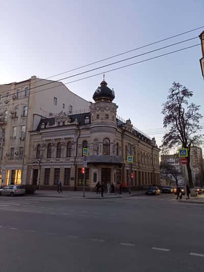 Основные достопримечательности Южной столицы на автомобиле за три часа