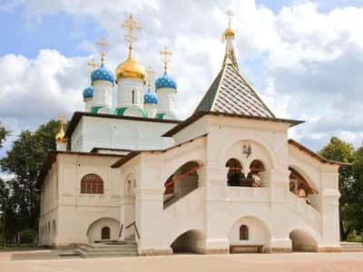 Возрожденные святыни Истринского края