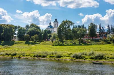 Прогулка по вдохновляющему городу Таруса