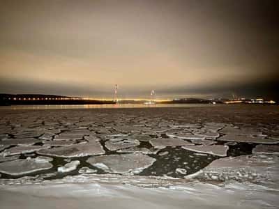 Владивосток портовый город днем и ночью