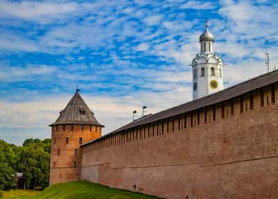 По Питерскому тракту. Экскурсионный тур с посещением Валдая и Великого Новгорода