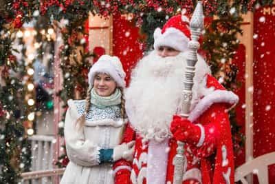 Новогоднее волшебство: прогулка по городу